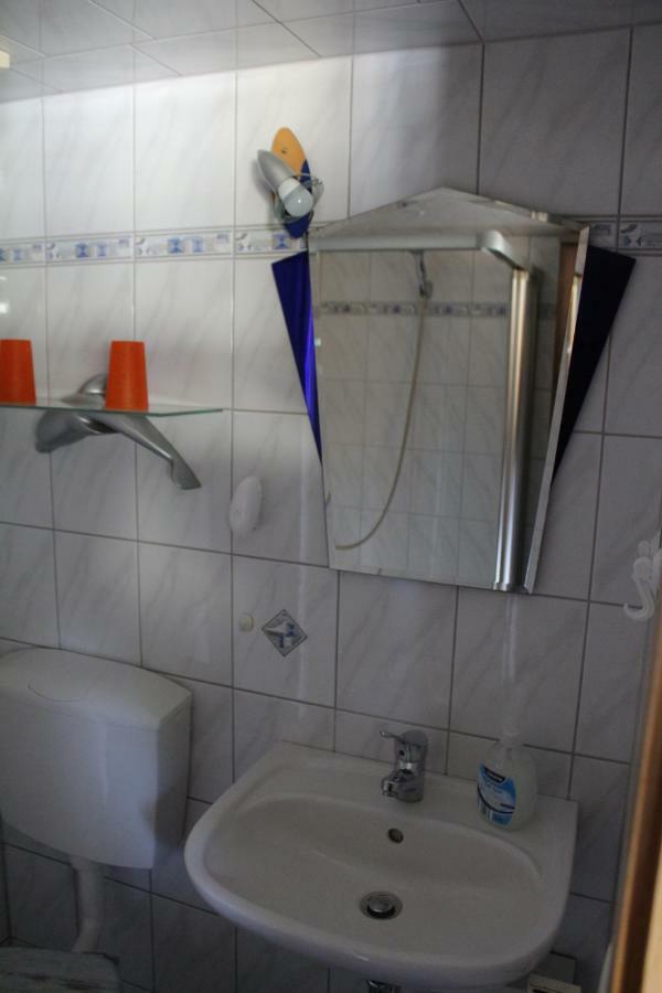 Bungalow Gross Dratow Buitenkant foto