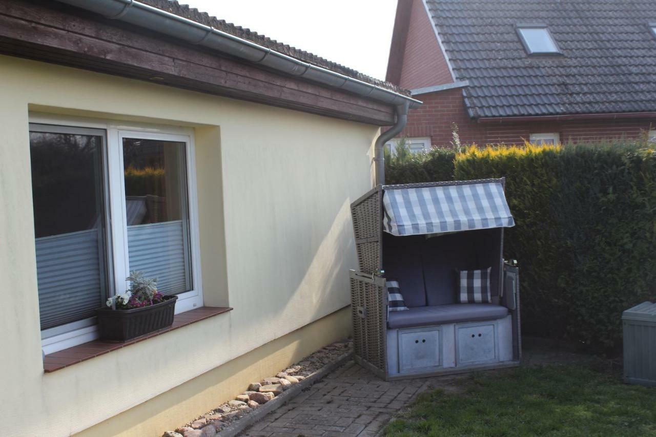 Bungalow Gross Dratow Buitenkant foto